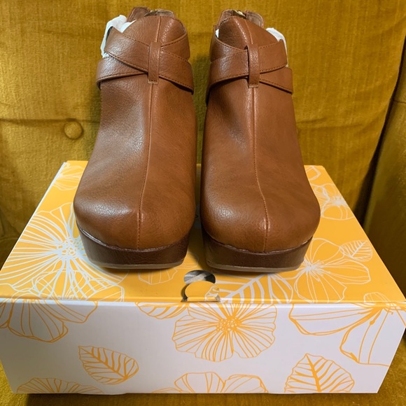 yellow box balera shoes